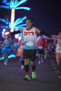 BIB: 43477
                            <button type="button" onclick="openModal(21063028)" class="btn btn-primary btn-sm float-right btn-popup" data-toggle="modal" data-target=".modal-high-quality">
                        <i class="fas fa-shopping-cart"></i> Add to Cart
                    </button>
                                            <button type="button" onclick="isThisMe(21063028, true)" class="btn btn-success btn-sm float-right btn-popup btn-isme hidden" data-toggle="tooltip" data-placement="bottom" title="นี่คือรูปของคุณใช่ไหม คลิกที่นี่เพื่อเอาเข้าอัลบั้ม">
                        <i class="fas fa-plus"></i> Add to album
                    </button>
                    <button type="button" onclick="isThisMe(21063028, false)" class="btn btn-warning btn-sm float-right btn-popup btn-isnotme hidden">
                        <i class="fas fa-ban"></i> Remove from album
                    </button>